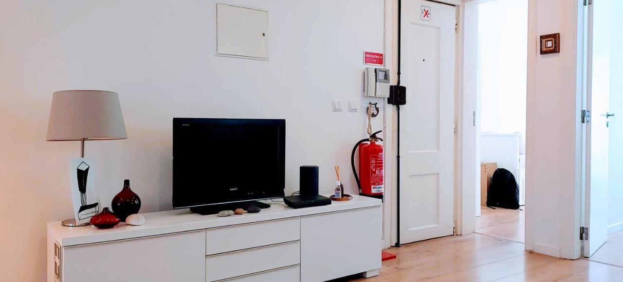 Alegramente Apartment Lisbon Luaran gambar